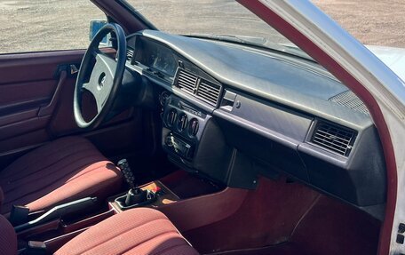 Mercedes-Benz 190 (W201), 1988 год, 180 000 рублей, 13 фотография