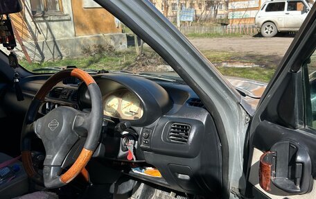 Nissan March II, 2001 год, 280 000 рублей, 10 фотография