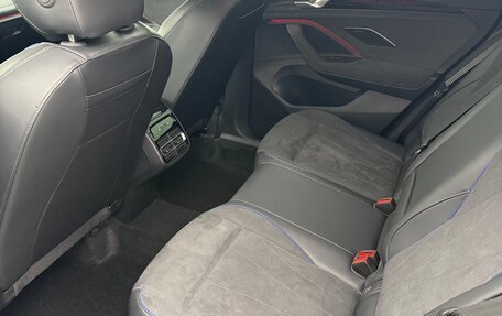 Volkswagen Tiguan, 2024 год, 4 300 000 рублей, 16 фотография