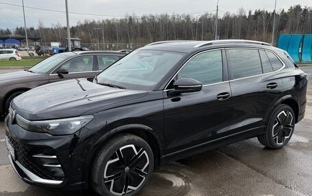 Volkswagen Tiguan, 2024 год, 4 300 000 рублей, 26 фотография