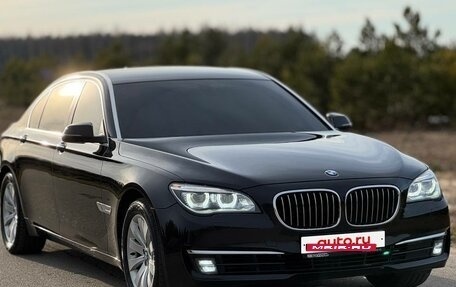BMW 7 серия, 2014 год, 1 690 000 рублей, 2 фотография