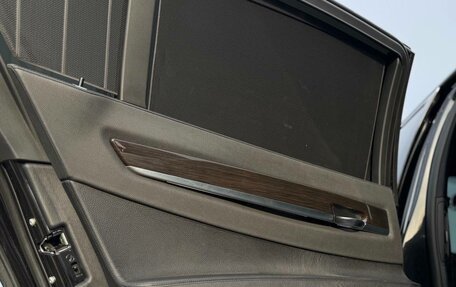 BMW 7 серия, 2014 год, 1 690 000 рублей, 24 фотография