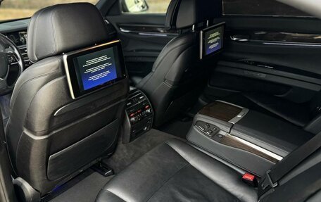 BMW 7 серия, 2014 год, 1 690 000 рублей, 26 фотография