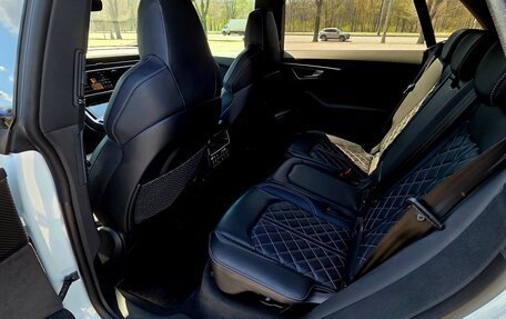 Audi SQ8, 2024 год, 15 900 000 рублей, 13 фотография