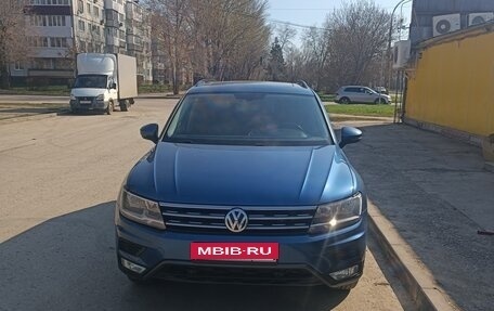 Volkswagen Tiguan II, 2019 год, 2 850 000 рублей, 2 фотография