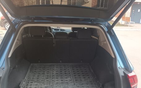 Volkswagen Tiguan II, 2019 год, 2 850 000 рублей, 9 фотография