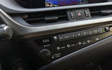 Lexus ES VII, 2020 год, 4 700 000 рублей, 13 фотография