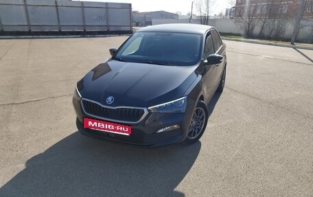 Skoda Rapid II, 2021 год, 1 900 000 рублей, 2 фотография