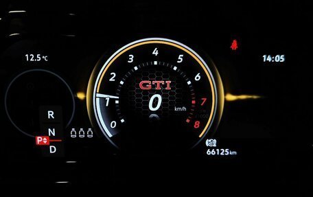 Volkswagen Golf VIII, 2021 год, 2 650 000 рублей, 17 фотография