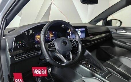 Volkswagen Golf VIII, 2021 год, 2 650 000 рублей, 18 фотография