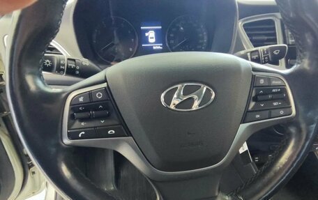 Hyundai Solaris II рестайлинг, 2019 год, 1 568 000 рублей, 19 фотография