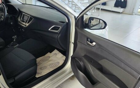 Hyundai Solaris II рестайлинг, 2019 год, 1 568 000 рублей, 28 фотография