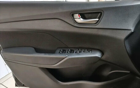 Hyundai Solaris II рестайлинг, 2019 год, 1 380 000 рублей, 14 фотография