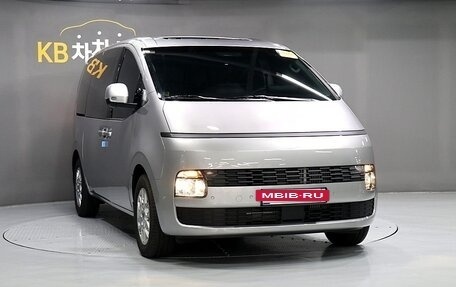 Hyundai Staria, 2025 год, 6 216 000 рублей, 2 фотография