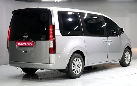 Hyundai Staria, 2025 год, 6 216 000 рублей, 3 фотография