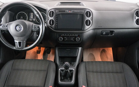 Volkswagen Tiguan I, 2012 год, 1 099 000 рублей, 11 фотография