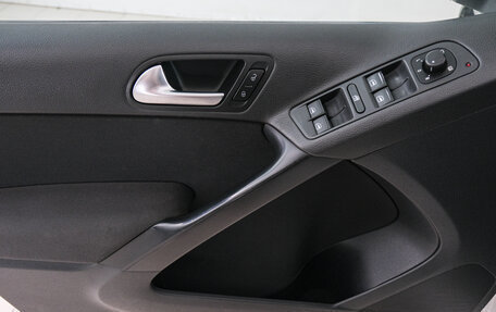 Volkswagen Tiguan I, 2012 год, 1 099 000 рублей, 20 фотография