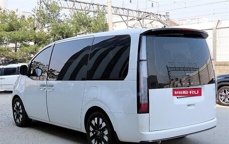 Hyundai Staria, 2025 год, 6 123 000 рублей, 3 фотография