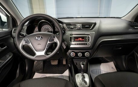 KIA Rio III рестайлинг, 2017 год, 999 000 рублей, 10 фотография