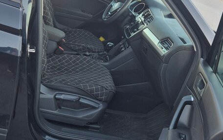 Volkswagen Tiguan II, 2019 год, 1 850 000 рублей, 14 фотография