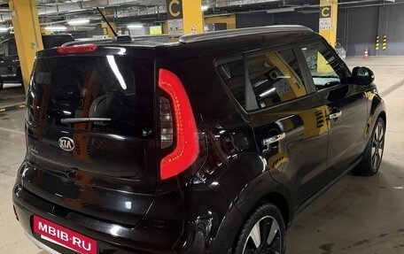 KIA Soul II рестайлинг, 2018 год, 1 600 000 рублей, 6 фотография