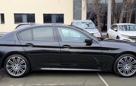 BMW 5 серия, 2019 год, 3 950 000 рублей, 13 фотография