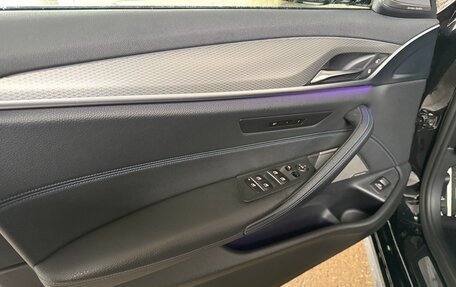 BMW 5 серия, 2019 год, 3 950 000 рублей, 26 фотография