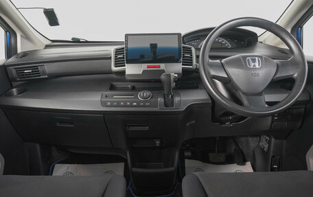 Honda Freed I, 2010 год, 1 149 000 рублей, 14 фотография