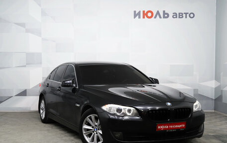 BMW 5 серия, 2010 год, 1 610 000 рублей, 3 фотография