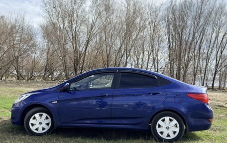 Hyundai Solaris II рестайлинг, 2011 год, 650 000 рублей, 2 фотография