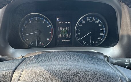 Toyota RAV4, 2018 год, 2 600 000 рублей, 7 фотография