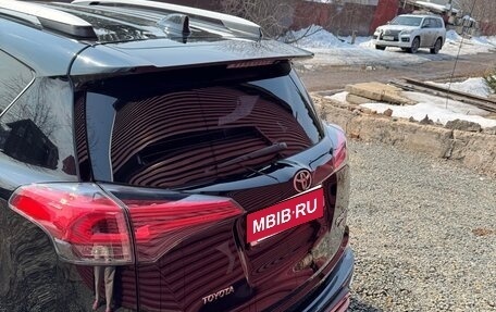 Toyota RAV4, 2018 год, 2 600 000 рублей, 4 фотография