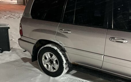 Toyota Land Cruiser 100 рестайлинг 2, 2003 год, 1 399 000 рублей, 5 фотография