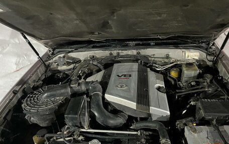 Toyota Land Cruiser 100 рестайлинг 2, 2003 год, 1 399 000 рублей, 12 фотография