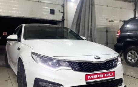 KIA Optima IV, 2018 год, 1 999 999 рублей, 2 фотография