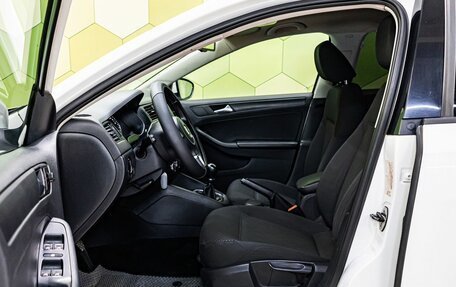 Volkswagen Jetta VI, 2013 год, 900 000 рублей, 12 фотография