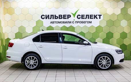 Volkswagen Jetta VI, 2013 год, 900 000 рублей, 8 фотография