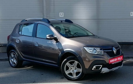 Renault Sandero II рестайлинг, 2020 год, 1 249 000 рублей, 3 фотография