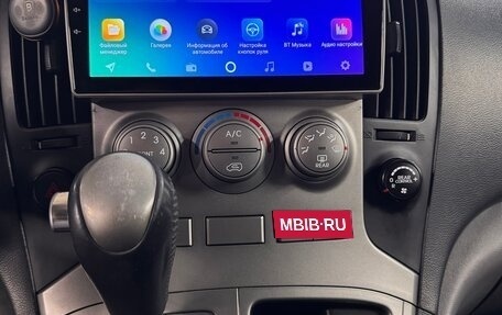 Hyundai H-1 II рестайлинг, 2012 год, 1 600 000 рублей, 14 фотография