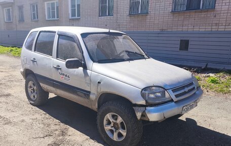 Chevrolet Niva I рестайлинг, 2003 год, 220 000 рублей, 3 фотография