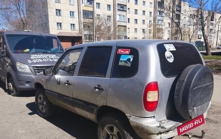 Chevrolet Niva I рестайлинг, 2003 год, 220 000 рублей, 2 фотография