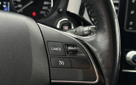 Mitsubishi Outlander III рестайлинг 3, 2020 год, 2 400 000 рублей, 18 фотография