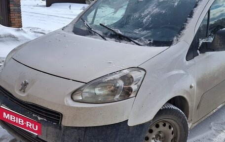 Peugeot Partner II рестайлинг 2, 2013 год, 800 000 рублей, 4 фотография