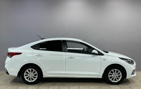 Hyundai Solaris II рестайлинг, 2018 год, 1 370 000 рублей, 8 фотография