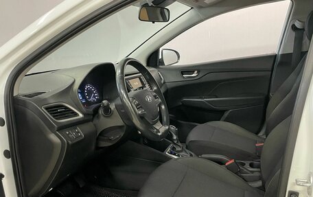 Hyundai Solaris II рестайлинг, 2018 год, 1 370 000 рублей, 11 фотография