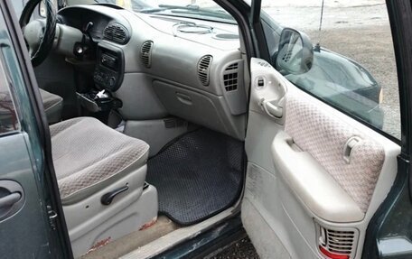 Chrysler Voyager III, 2000 год, 335 000 рублей, 14 фотография