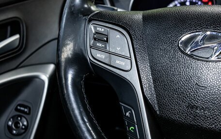 Hyundai Santa Fe III рестайлинг, 2017 год, 2 250 000 рублей, 18 фотография