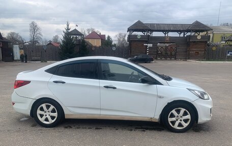 Hyundai Solaris II рестайлинг, 2012 год, 610 000 рублей, 2 фотография