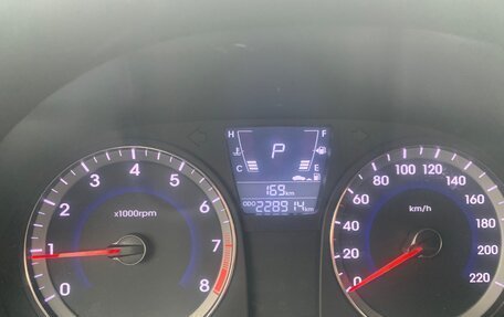 Hyundai Solaris II рестайлинг, 2012 год, 610 000 рублей, 5 фотография