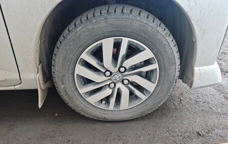 Toyota Roomy I, 2021 год, 1 480 000 рублей, 11 фотография